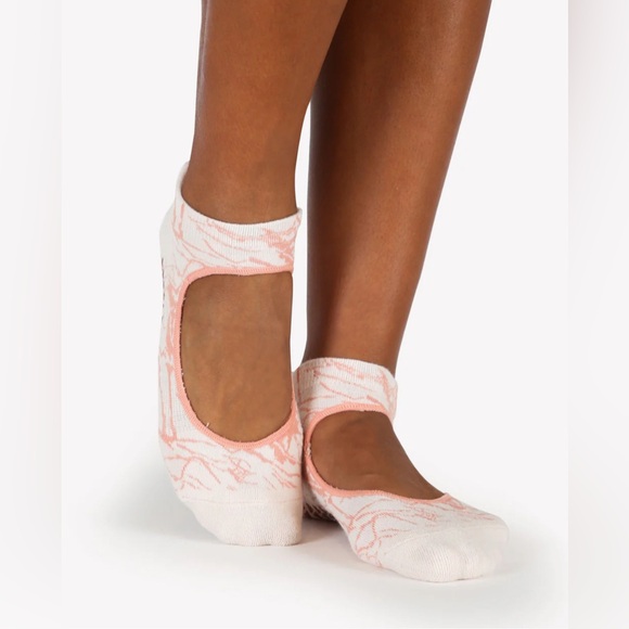 *NWT* Pointe Studio Barre Marble Strap Grip Socks - Picture 1 of 7